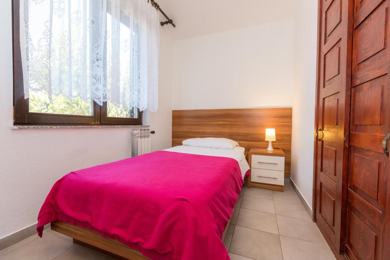Bed and Breakfast Pansion Croatia Starigrad Paklenica Exterior foto