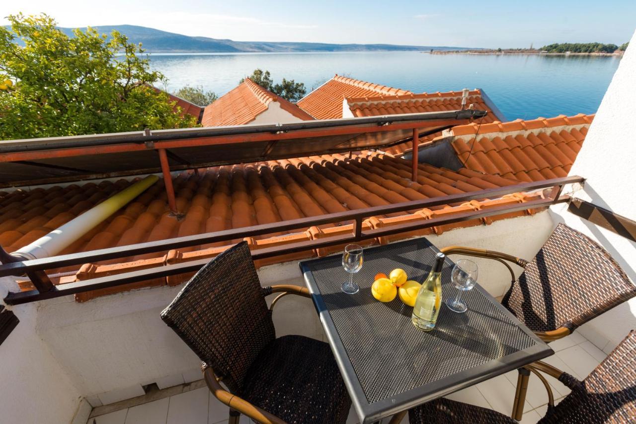 Bed and Breakfast Pansion Croatia Starigrad Paklenica Exterior foto