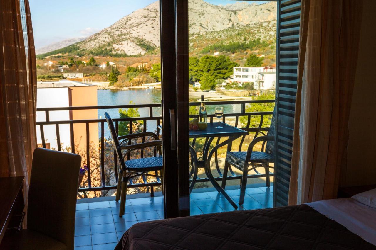 Bed and Breakfast Pansion Croatia Starigrad Paklenica Exterior foto